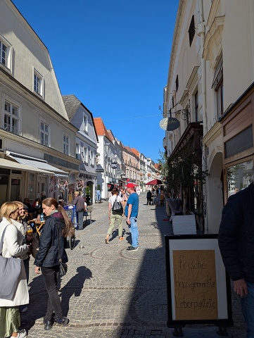 PXL 20250404 134318706