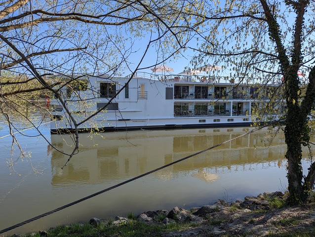 PXL 20250404 142854187