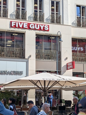 PXL 20250405 083121781