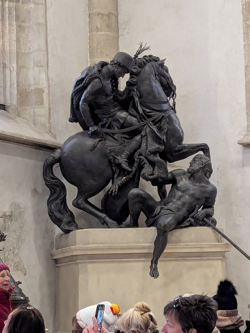 PXL 20250406 080604883