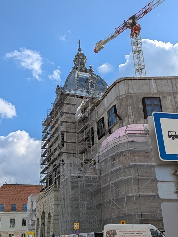 PXL 20250407 074431708